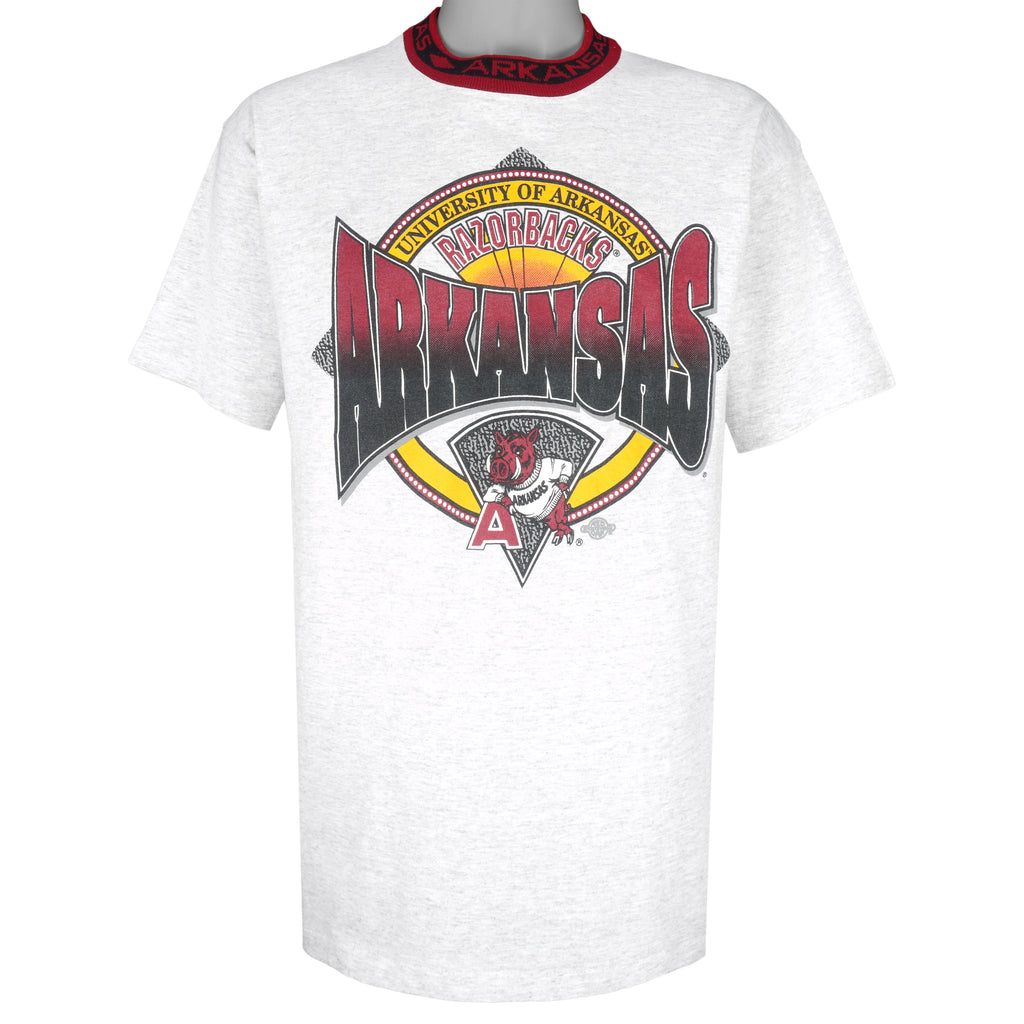 NCAA (Red Oak) - Arkansas Razorbacks T-Shirt 1990s Large Vintage Retro College