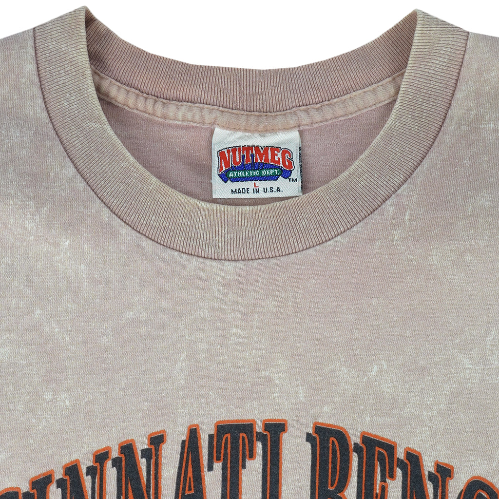 NFL (Nutmeg) - Cincinnati Bengals Since 1967 T-Shirt 1990s Large Vintage Retro Football