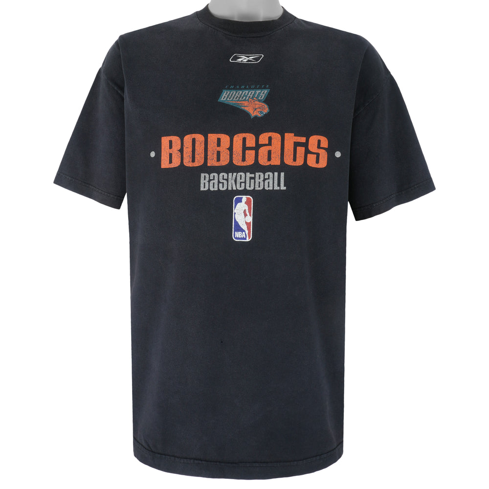 Reebok - NCAA Charlotte Bobcats Basketball T-Shirt 1990s X-Large Vintage Retro Basketball
