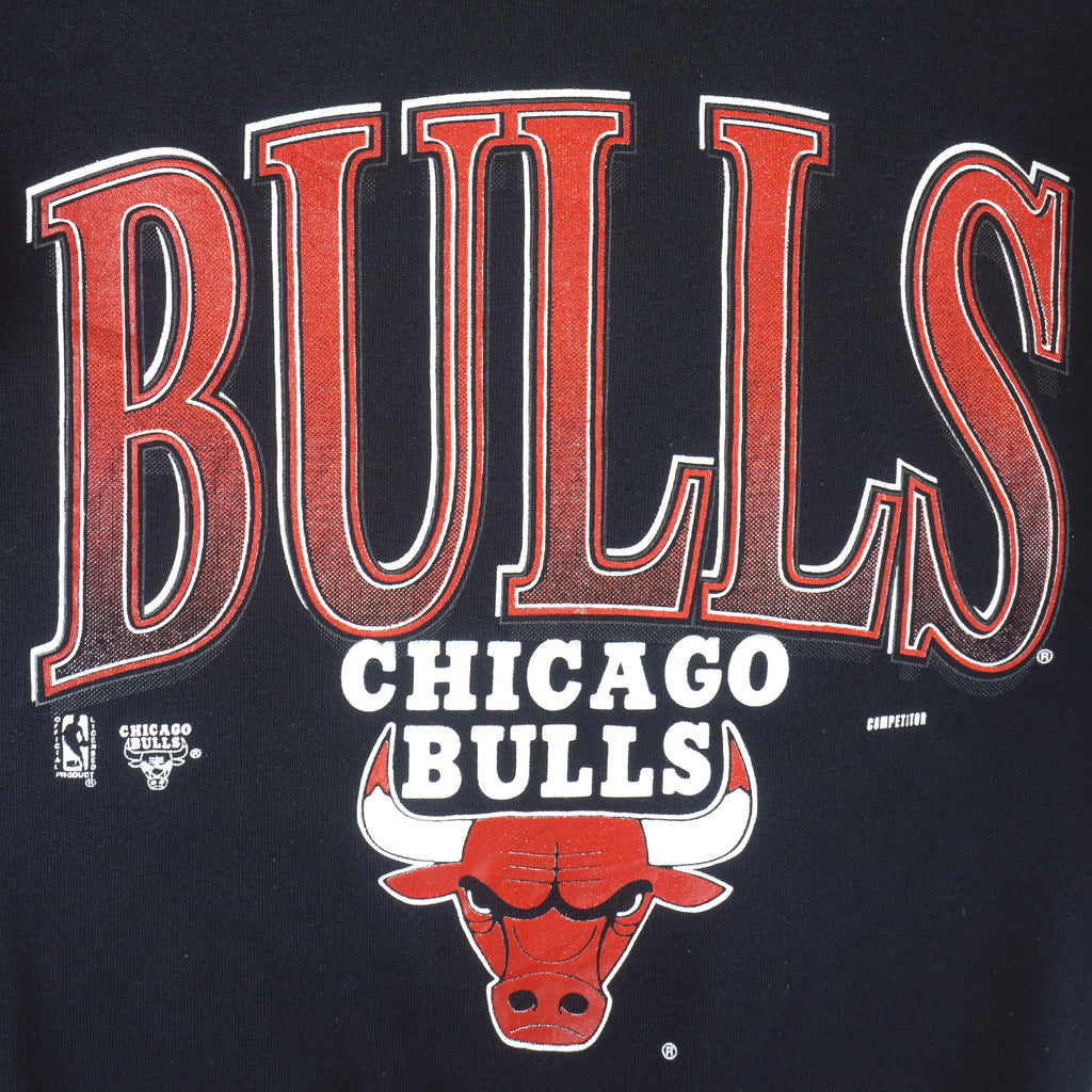 NBA (Tultex) - Chicago Bulls Crew Neck Sweatshirt 1990s Medium Vintage Retro Basketball