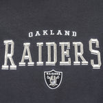 NFL (Lee) - Oakland Raiders Embroidered Crew Neck Sweatshirt 1990s Large Vintage Retro Football