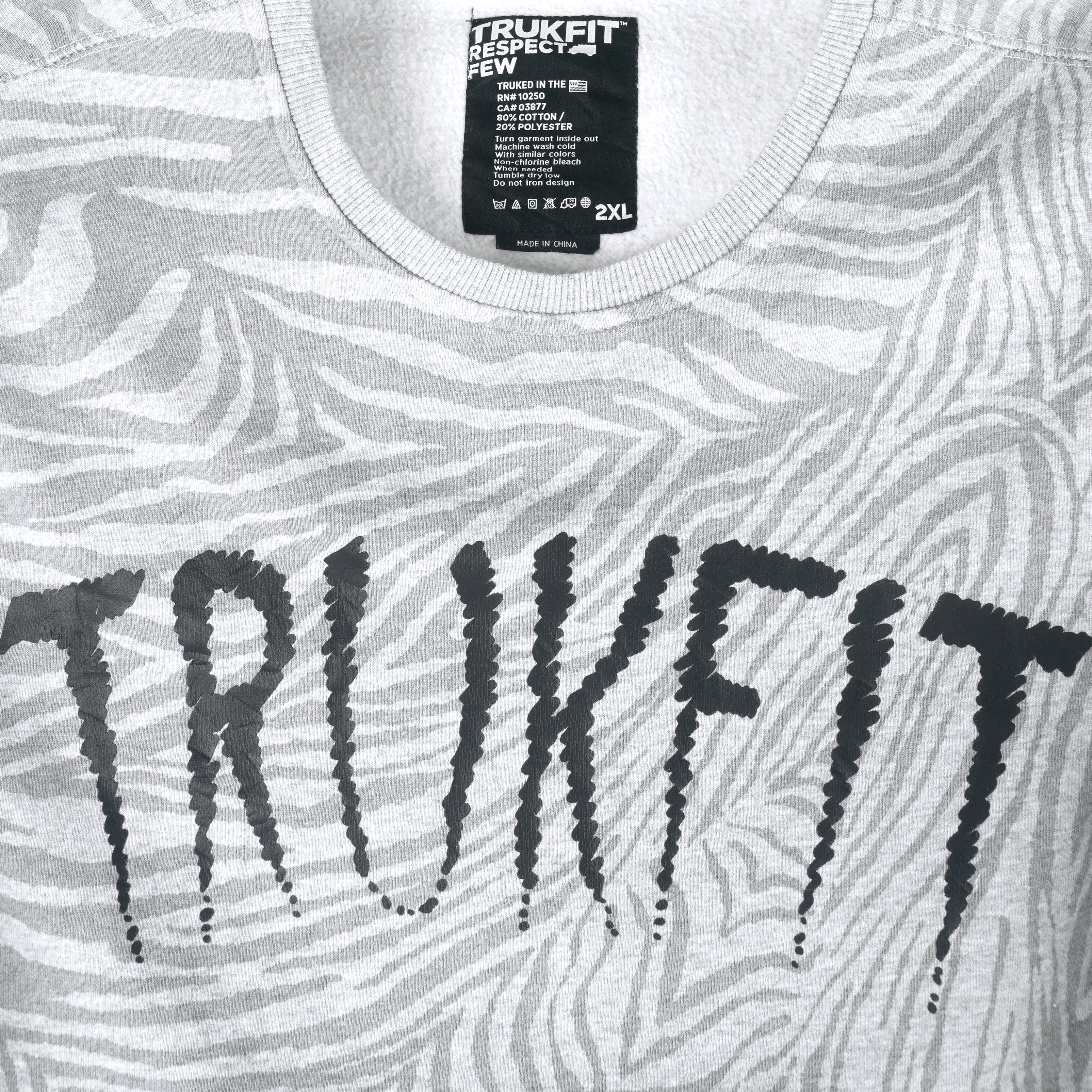 Vintage (TRUKFIT) - Grey Neck Sweatshirt 2000s XX-Large Vintage Retro