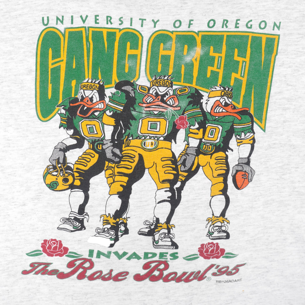 NCAA - University of Oregon Ducks Invades The Rose Bowl T-Shirt 1995 X-Large Vintage Retro Football College