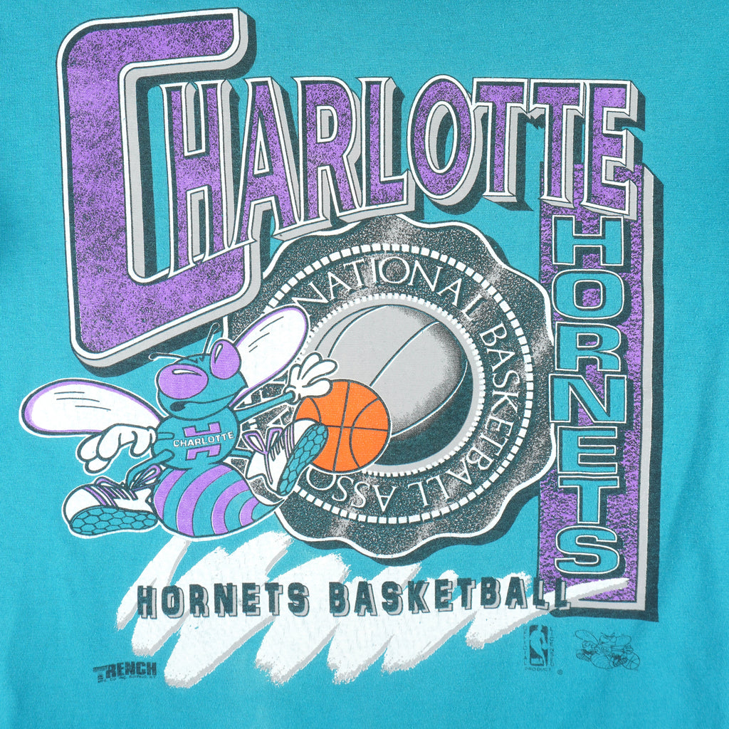 NBA (Trench) - Charlotte Hornets Basketball T-Shirt 1990s Large Vintage Retro Basketball
