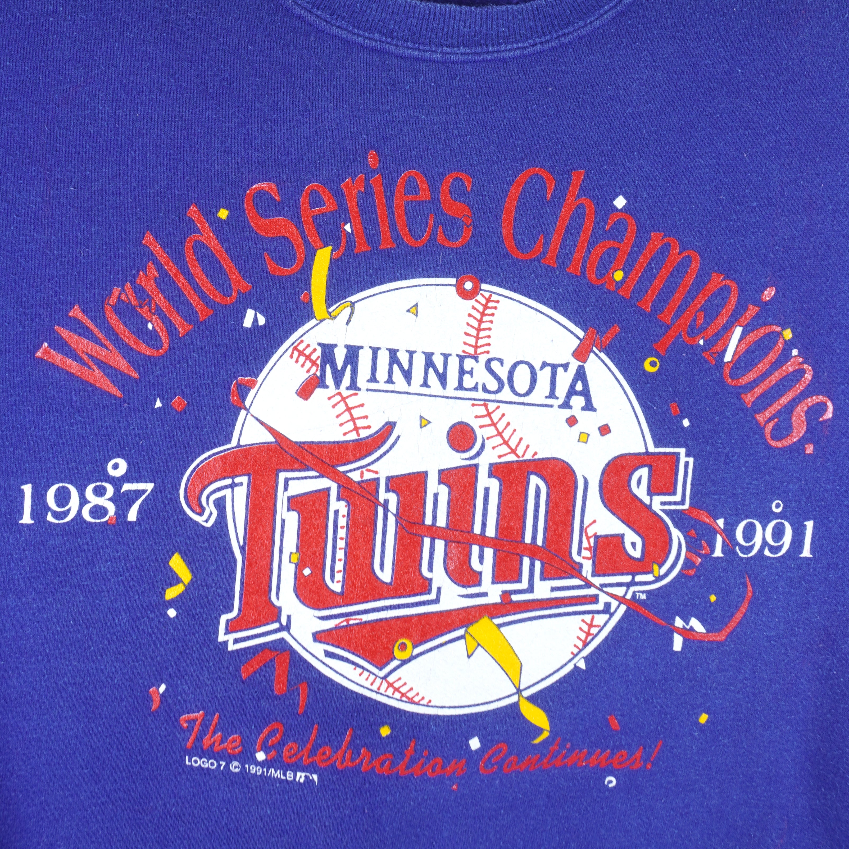 MLB (Lee) - Minnesota Twins World Champions Series Sweatshirt 1991 Large Vintage Retro Baseball