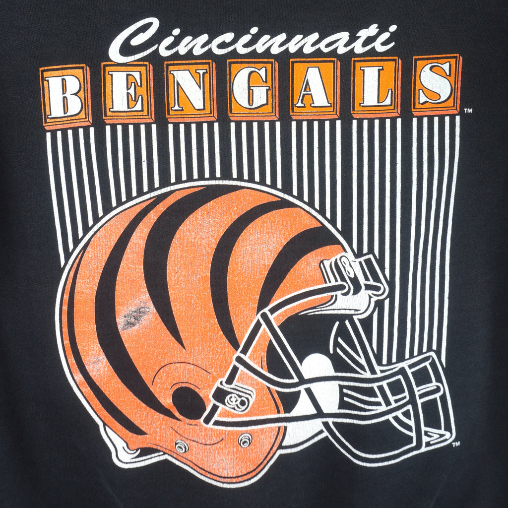 NFL (team Rated) - Cincinnati Bengals Helmet Crew Neck Sweatshirt 1990s Large Vintage Retro Football
