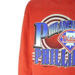 MLB (Trench) - Philadelphia Phillies Crew Neck Sweatshirt 1993 X-Large Vintage Retro Baseball