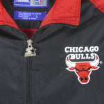 Starter - Chicago Bulls Embroidered Windbreaker 1990s Large Vintage Retro Basketball