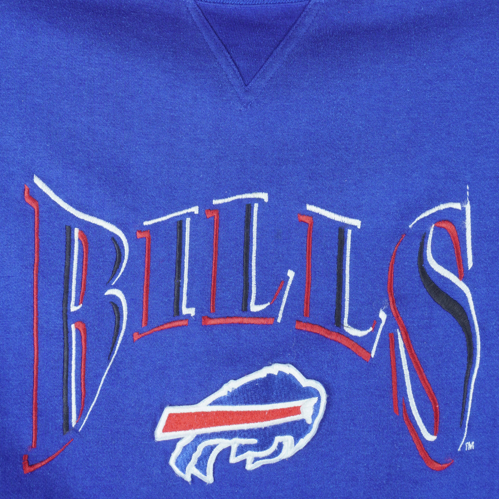 NFL (Logo 7) - Buffalo Bills Embroidered Crew Neck Sweatshirt 1990s X-Large Vintage Retro Football