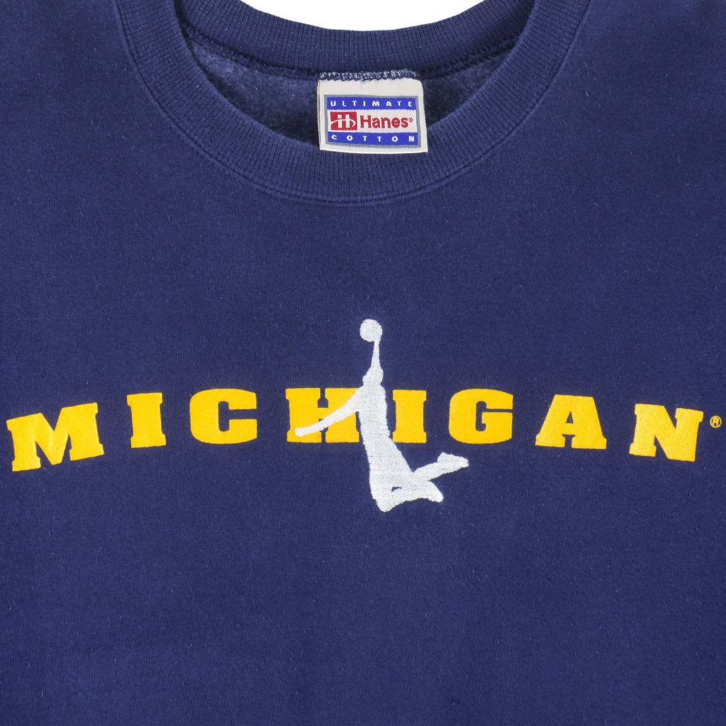 NCAA (Hanes) - Michigan Wolverines Basketball Sweatshirt 1990s Large Vintage Retro College Basketball