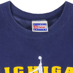 NCAA (Hanes) - Michigan Wolverines Basketball Sweatshirt 1990s Large Vintage Retro College Basketball