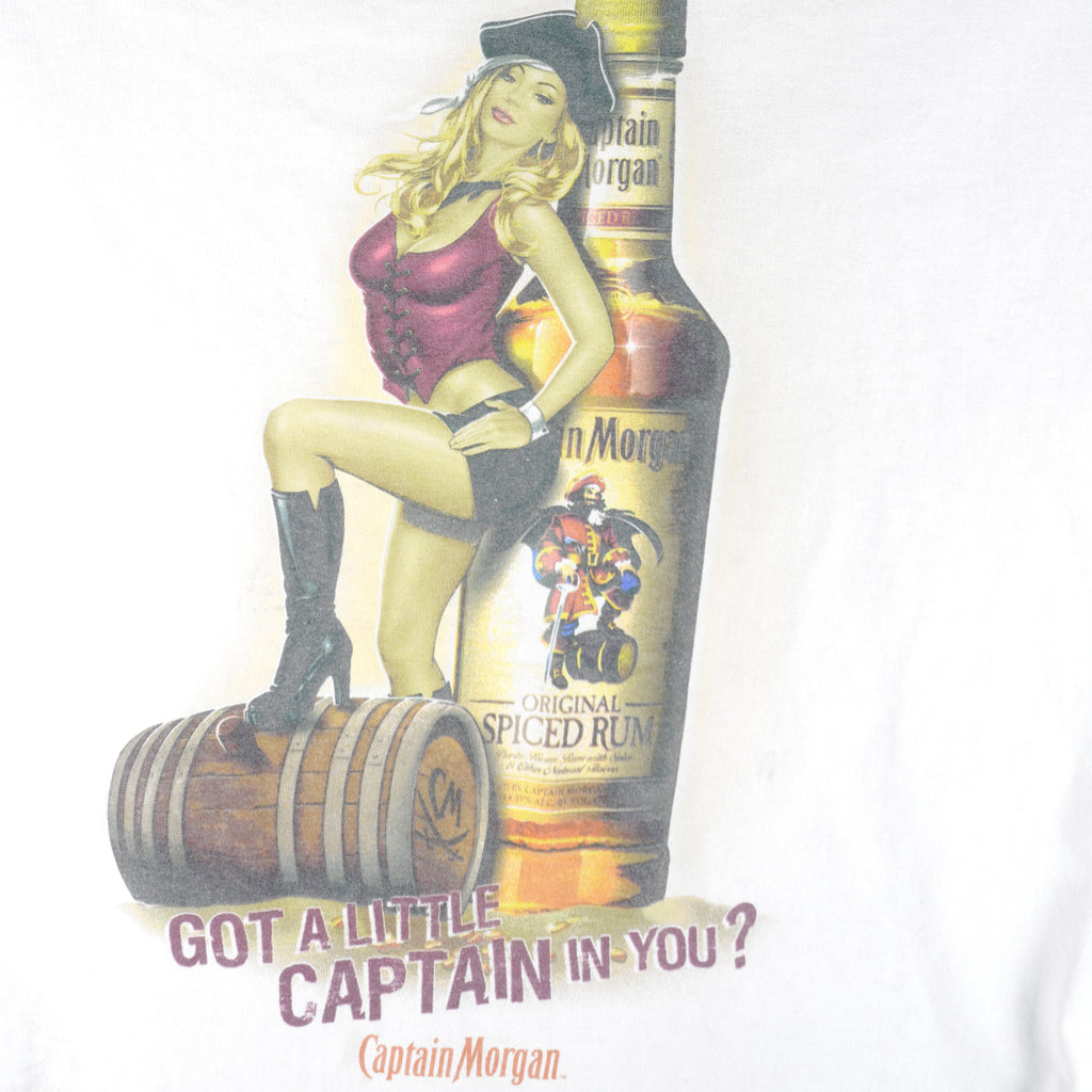 Vintage - Got a Little Captain in You T-Shirt 1990s Large Vintage Retro