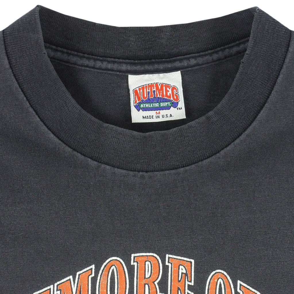 MLB (Nutmeg) - Baltimore Orioles Single Stitch T-Shirt 1990s Medium Vintage Retro Baseball