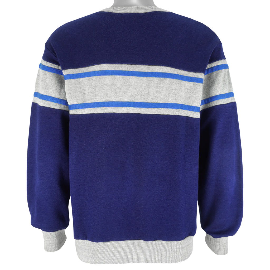Wilson - Blue Crew Neck Sweatshirt 1990s Medium Vintage Retro