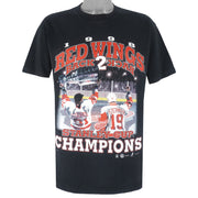 NHL (Sport)- Detroit Red Wings Back To Back Champions T-Shirt 1998 Large Vintage Retro Hockey