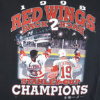 NHL (Sport)- Detroit Red Wings Back To Back Champions T-Shirt 1998 Large Vintage Retro Hockey