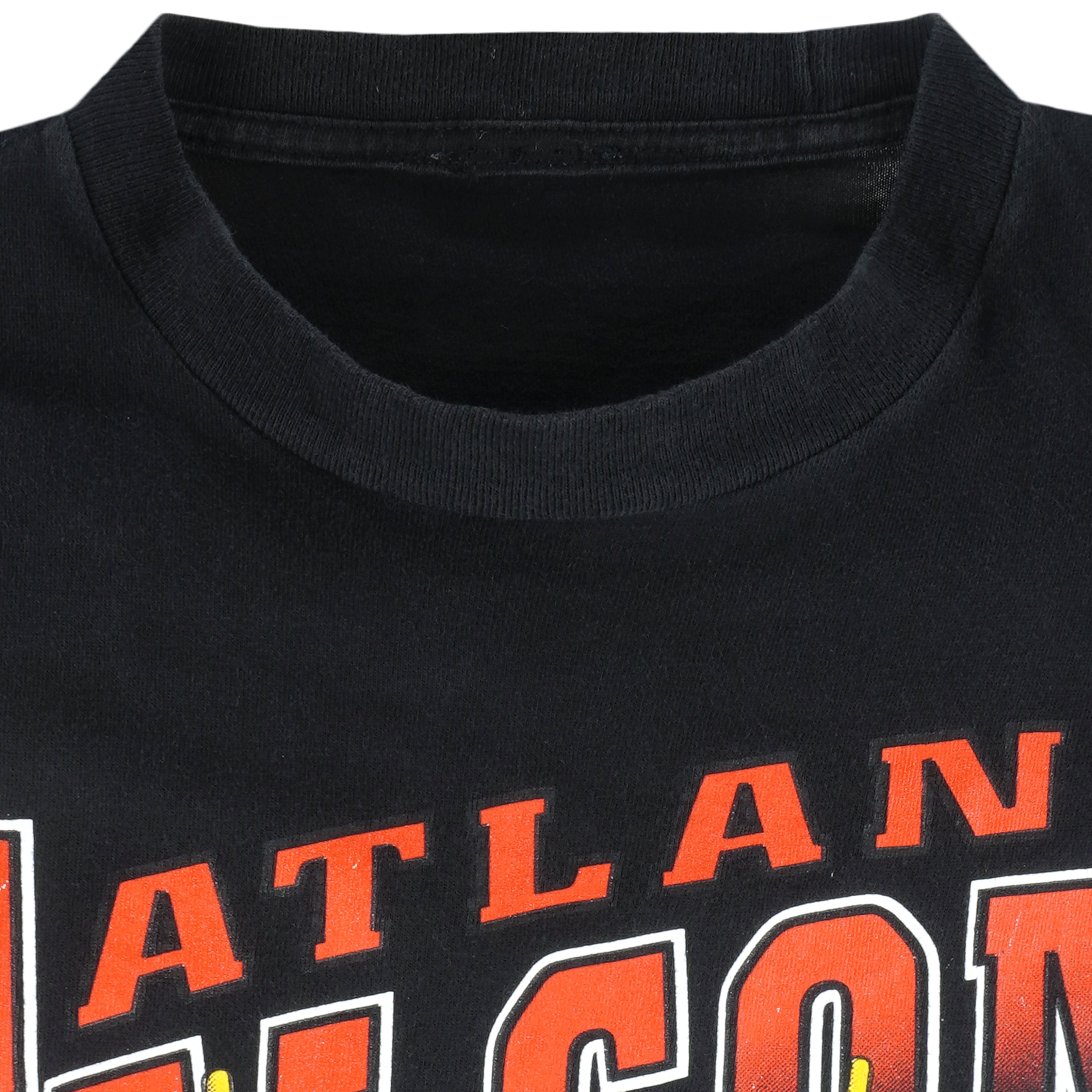 NFL (Magic Johnson Ts) - Atlanta Falcons Spell-Out T-Shirt 1994 Large Vintage Football