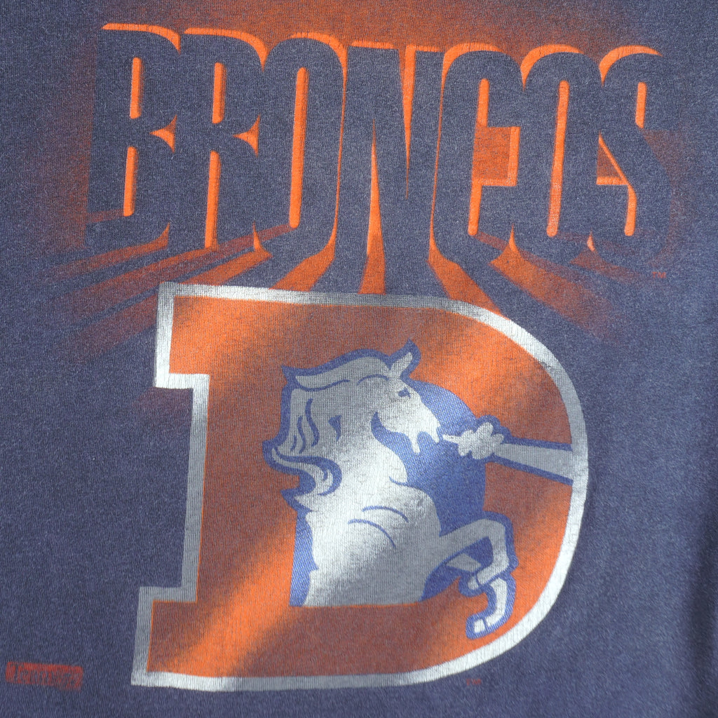 Starter - Denver Broncos Single Stitch T-Shirt 1990s Large Vintage Retro Football