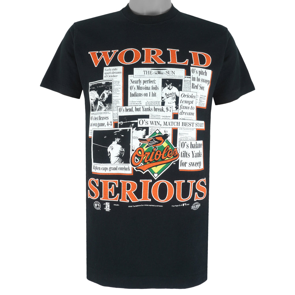 MLB (Front Dages) - Baltimore Orioles World Serious T-Shirt 1997 Medium Vintage Retro Baseball