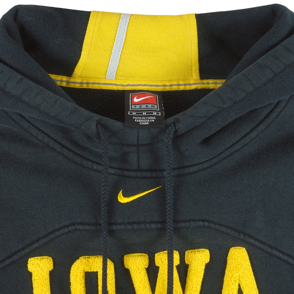 Nike - University of Iowa Hooded Pullover Sweatshirt Medium NCAA