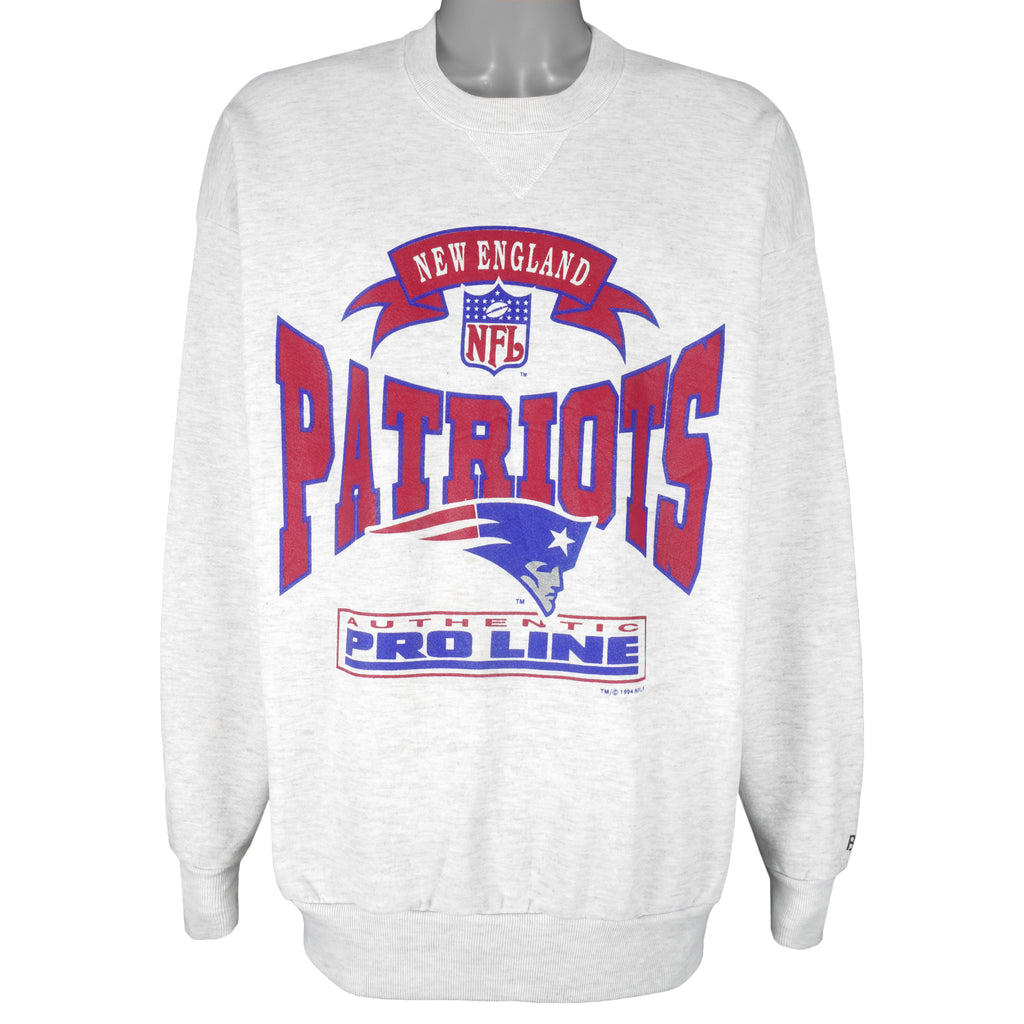 NFL (Pro Line) - New England Patriots Crew Neck Sweatshirt 1994 X-Large Vintage Retro Football