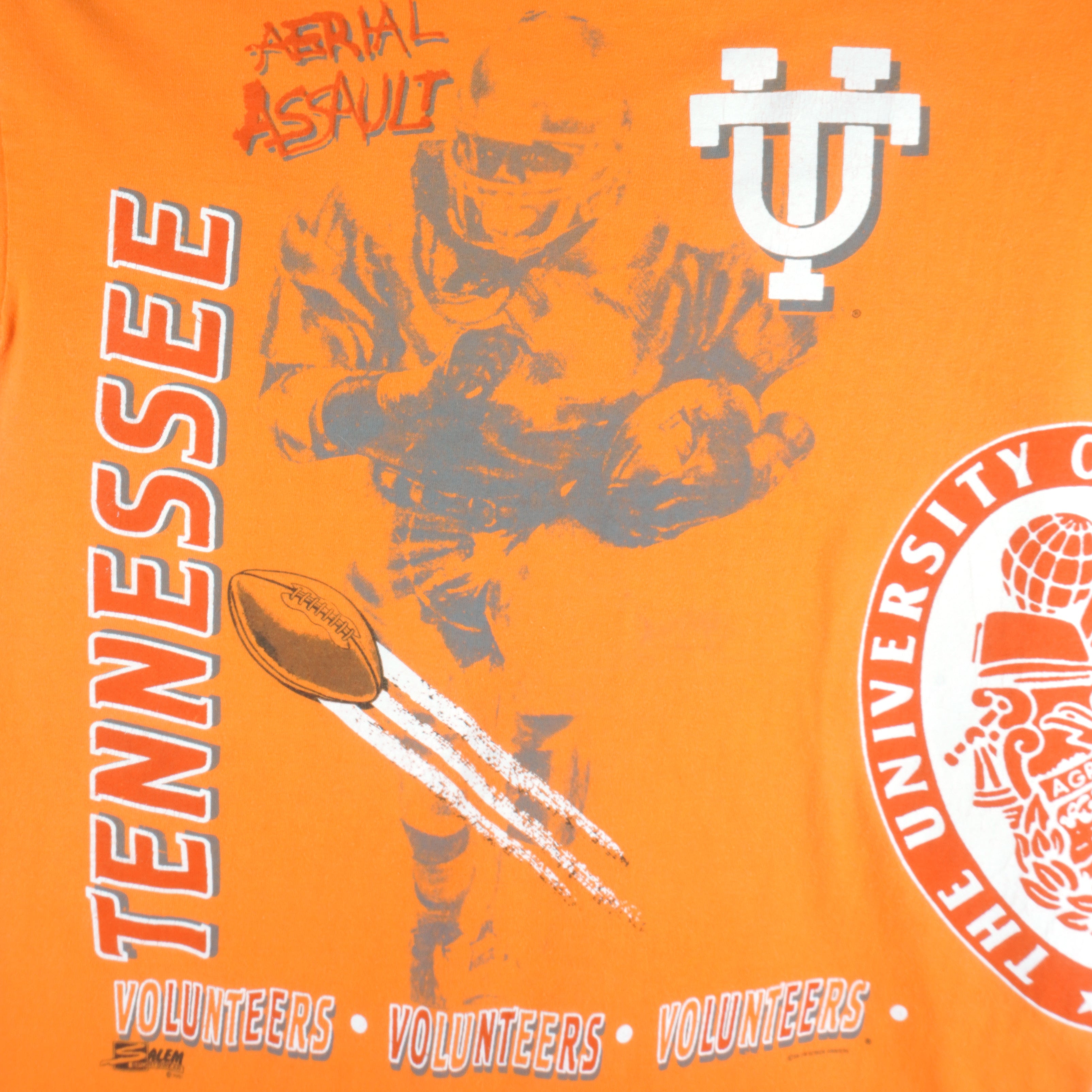 NCAA (Salem) - Tennessee Volunteers Aerial Assault T-Shirt 1990s Large Vintage Retro Football College