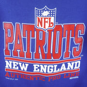 NFL (Russell Athletic) - New England Patriots Crew Neck Sweatshirt 1995 Large Vintage Retro Football