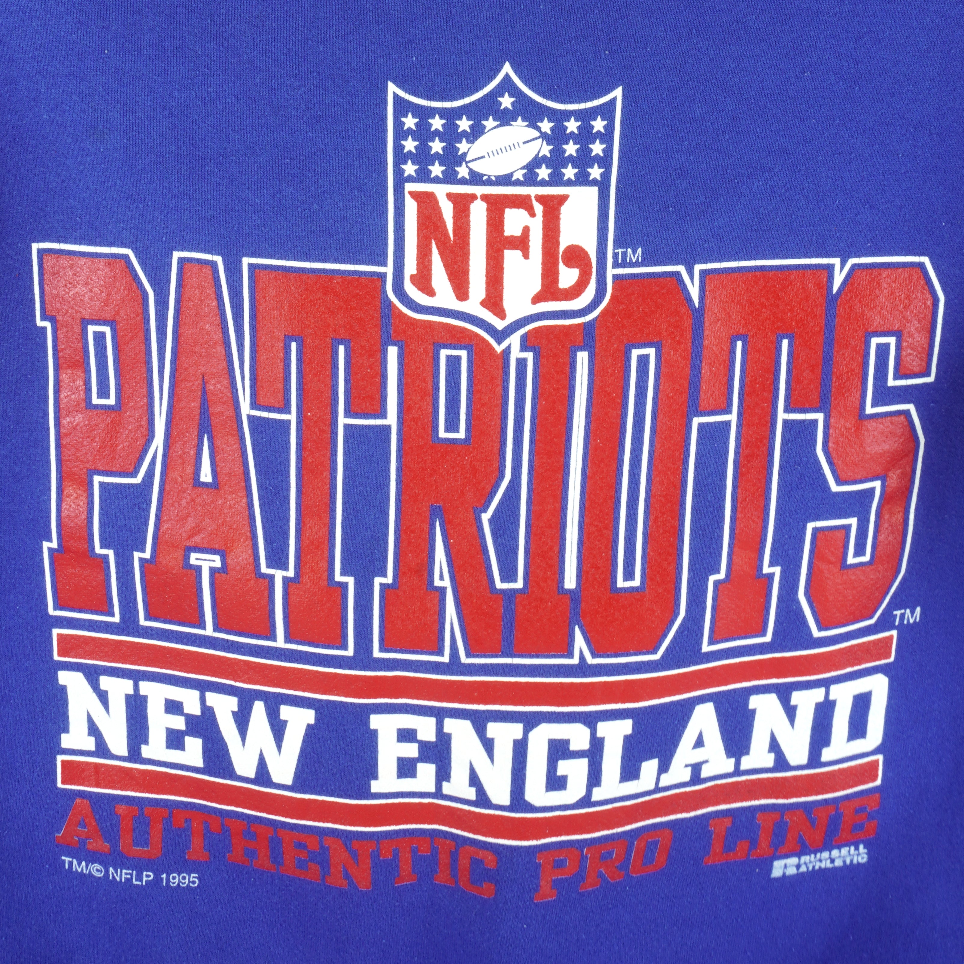 NFL (Russell Athletic) - New England Patriots Crew Neck Sweatshirt 1995 Large Vintage Retro Football