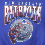 NFL (Locker Line) - New England Patriots Crew Neck Sweatshirt 1995 Large Vintage Retro Football