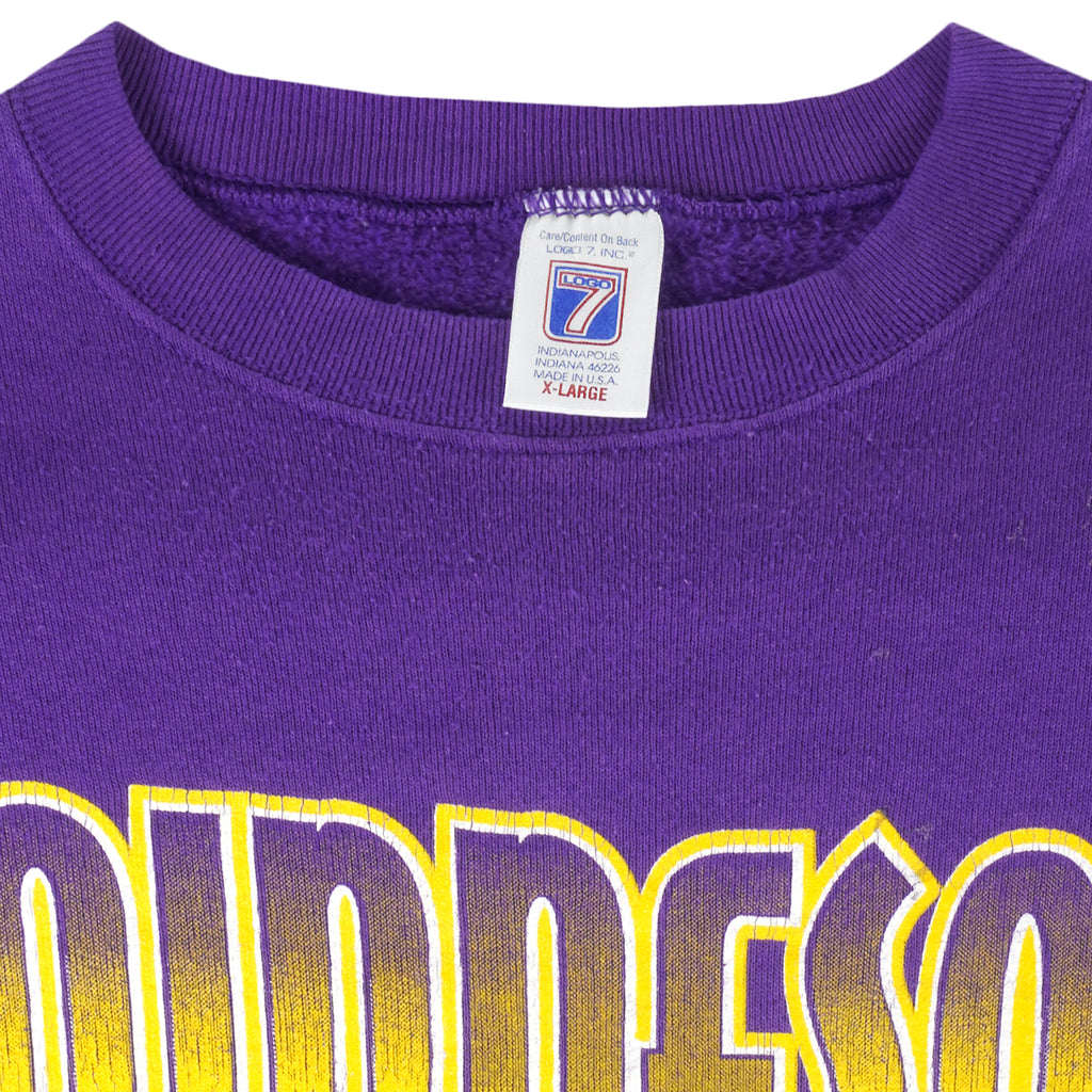 NFL (Logo 7) - Minnesota Vikings Crew Neck Sweatshirt 1995 X-Large Vintage Retro Football