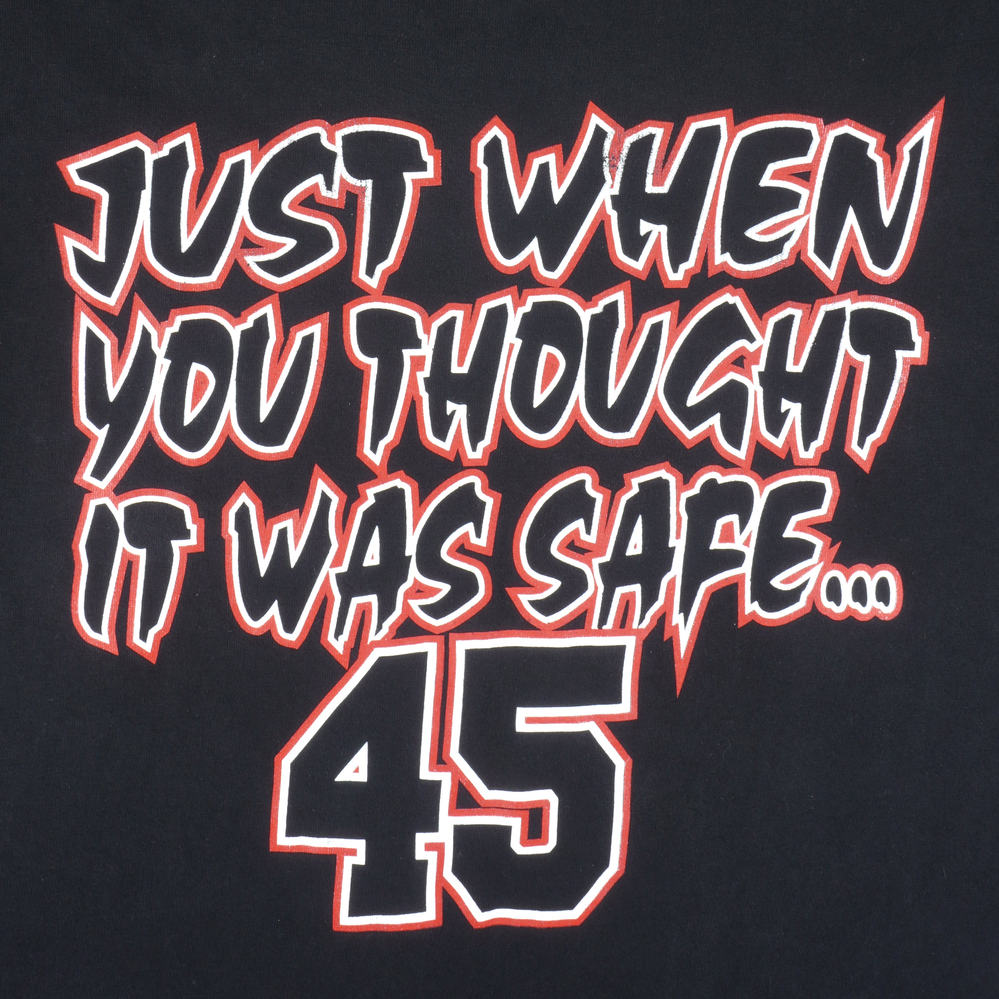 Starter - Chicago Bulls Michael Jordan #45 "He's Back" T-Shirt 1995 X-Large Vintage Basketball NBA