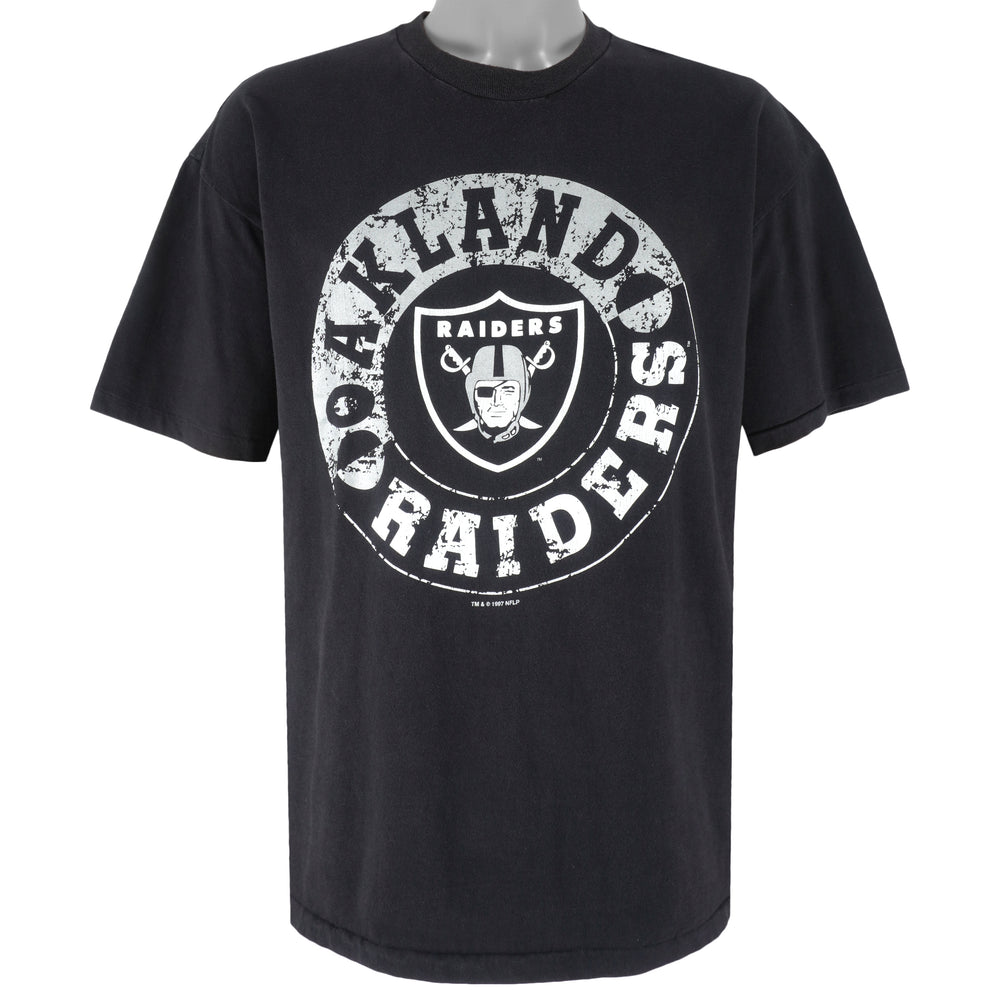 NFL (Hanes) - Oakland Raiders Single Stitch T-Shirt 1997 X-Large Vintage Retro Football