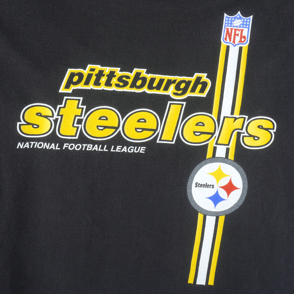 NFL (Logo Athletic) - Pittsburgh Steelers T-Shirt 1990s X-Large Vintage Retro Football