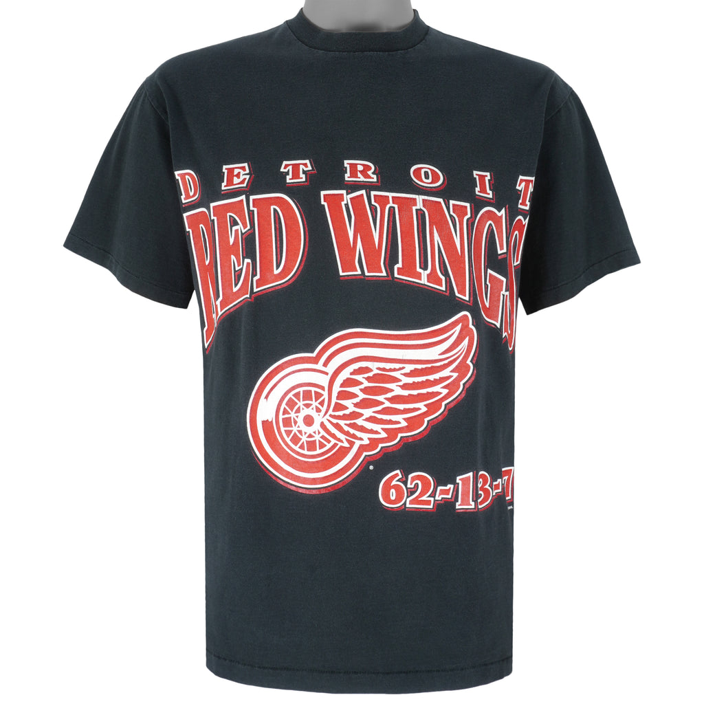 NHL - Detroit Red Wings Record Breaking Season T-Shirt 1996 Large Vintage Retro Hockey