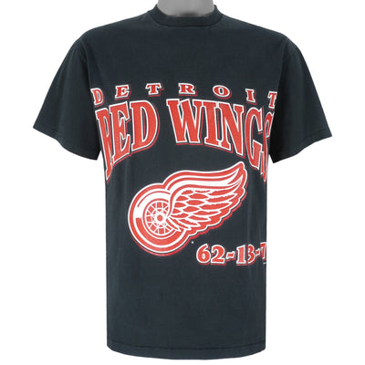 NHL (Pure Magic)- Detroit Red Wings Record Breaking Season T-Shirt 1996 Large