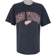 NHL (Gildan) - Detroit Red Wings Spell-Out T-Shirt 1990s X-Large Vintage Hockey