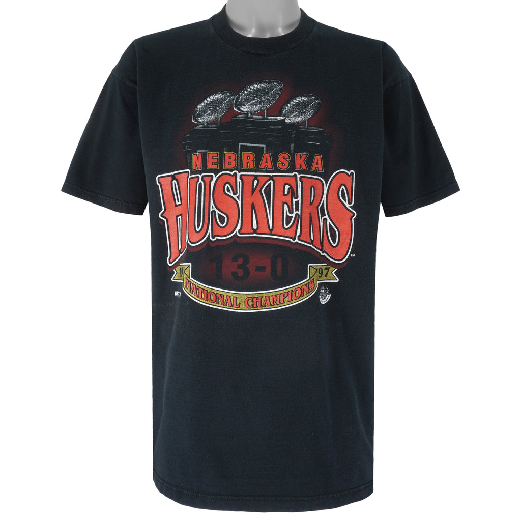 NCAA (Art-Fx) - Nebraska Huskers National Champions T-Shirt 1997 XX-Large Vintage College Football