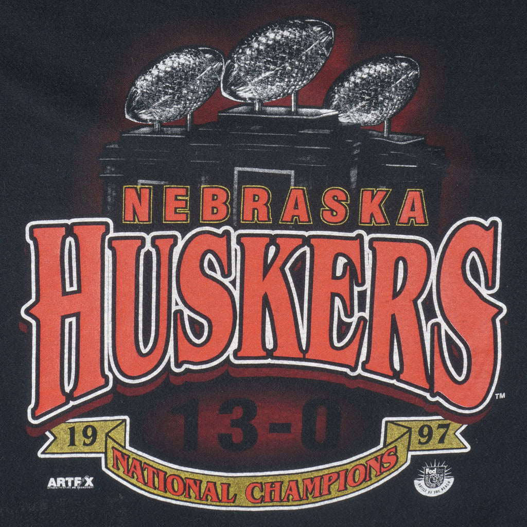 NCAA (Art-Fx) - Nebraska Huskers National Champions T-Shirt 1997 XX-Large Vintage College Football