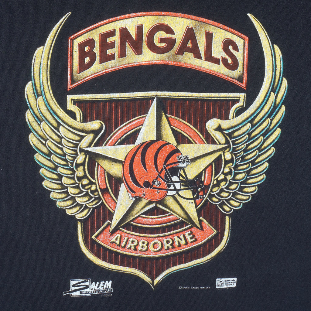 NFL (Salem) - Cincinnati Bengals Airborne T-Shirt 1990 Medium Vintage Football