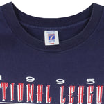 MLB (Logo 7) - Atlanta Braves Champions Single Stitch T-Shirt 1995 X-Large Vintage Retro Baseball