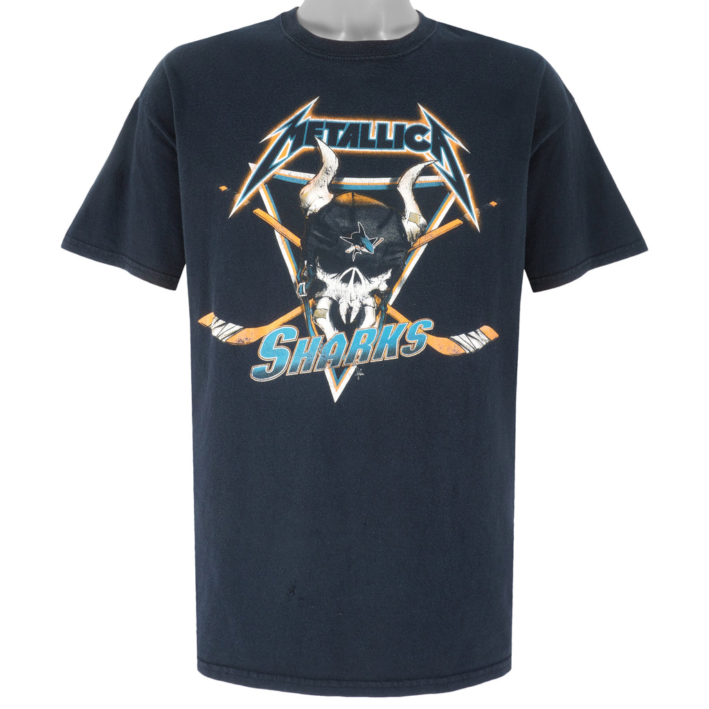 NHL (Gildan) - Black San Jose Sharks Metallica T-Shirt 1990s X-Large Vintage Retro Hockey
