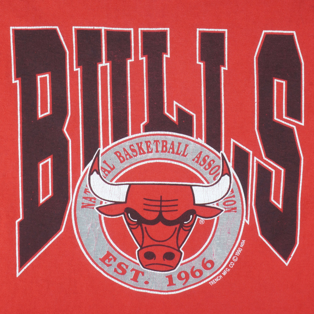 NBA (Trench) - Chicago Bulls Big Spell-Out T-Shirt 1990 Large Vintage Basketball