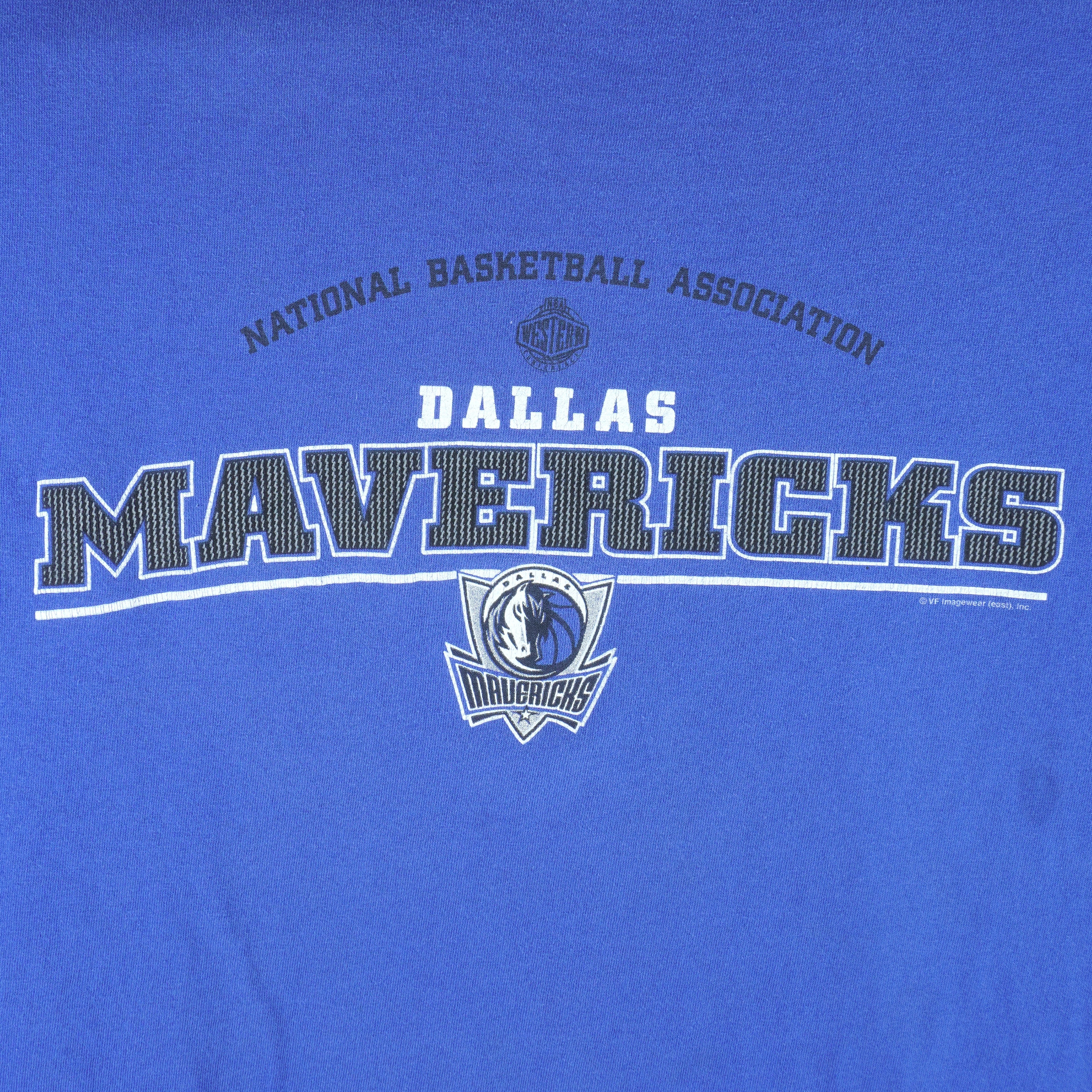 NBA (Lee) - Dallas Mavericks Spell-Out T-Shirt 1990s Large Vintage Retro Basketball