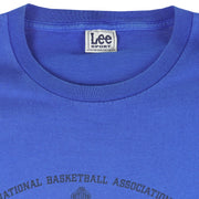 NBA (Lee) - Dallas Mavericks Spell-Out T-Shirt 1990s Large Vintage Retro Basketball
