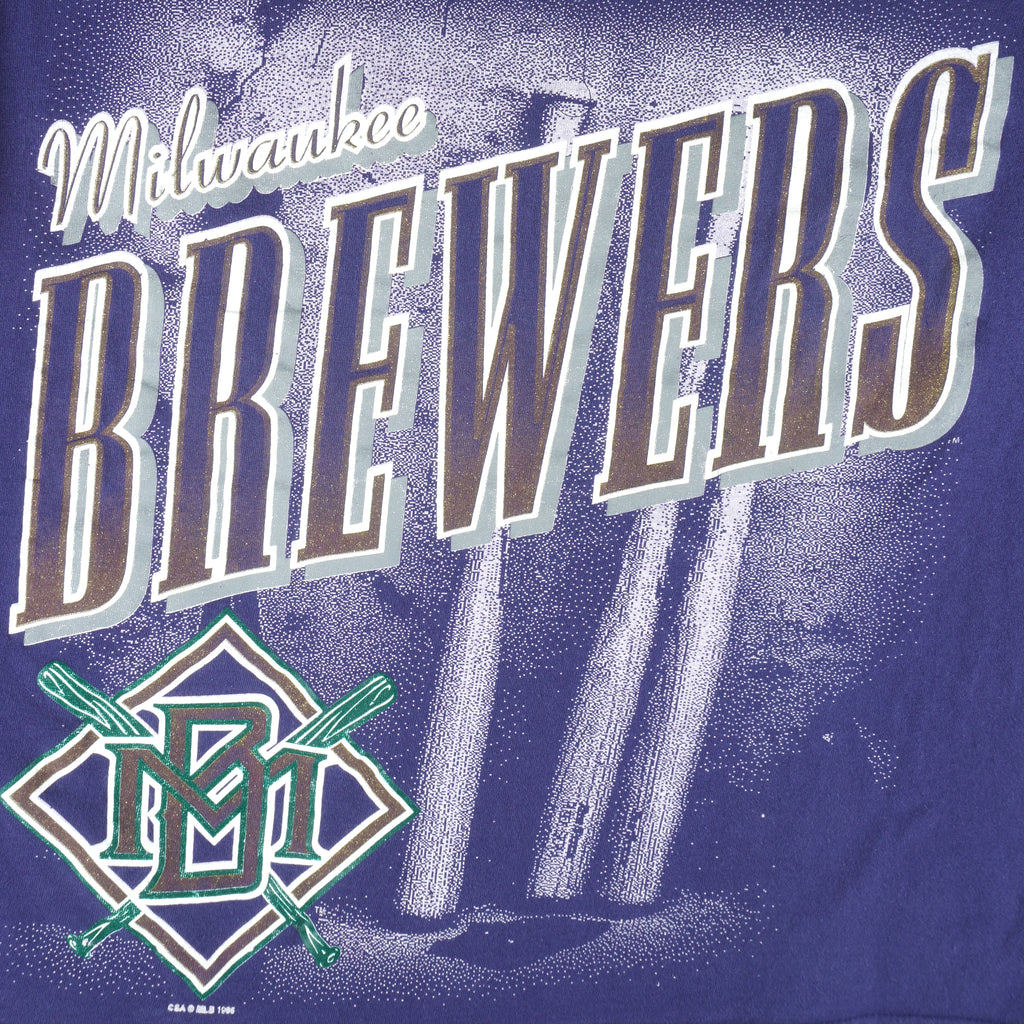 MLB (League Leader) - Milwaukee Brewers Big Logo T-Shirt 1998 Medium Vintage Retro Baseball