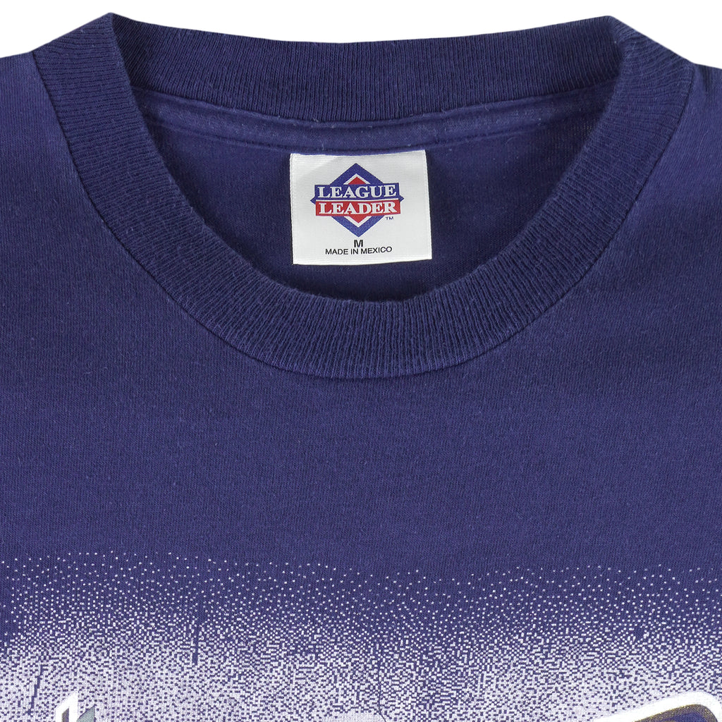 MLB (League Leader) - Milwaukee Brewers Big Logo T-Shirt 1998 Medium Vintage Retro Baseball