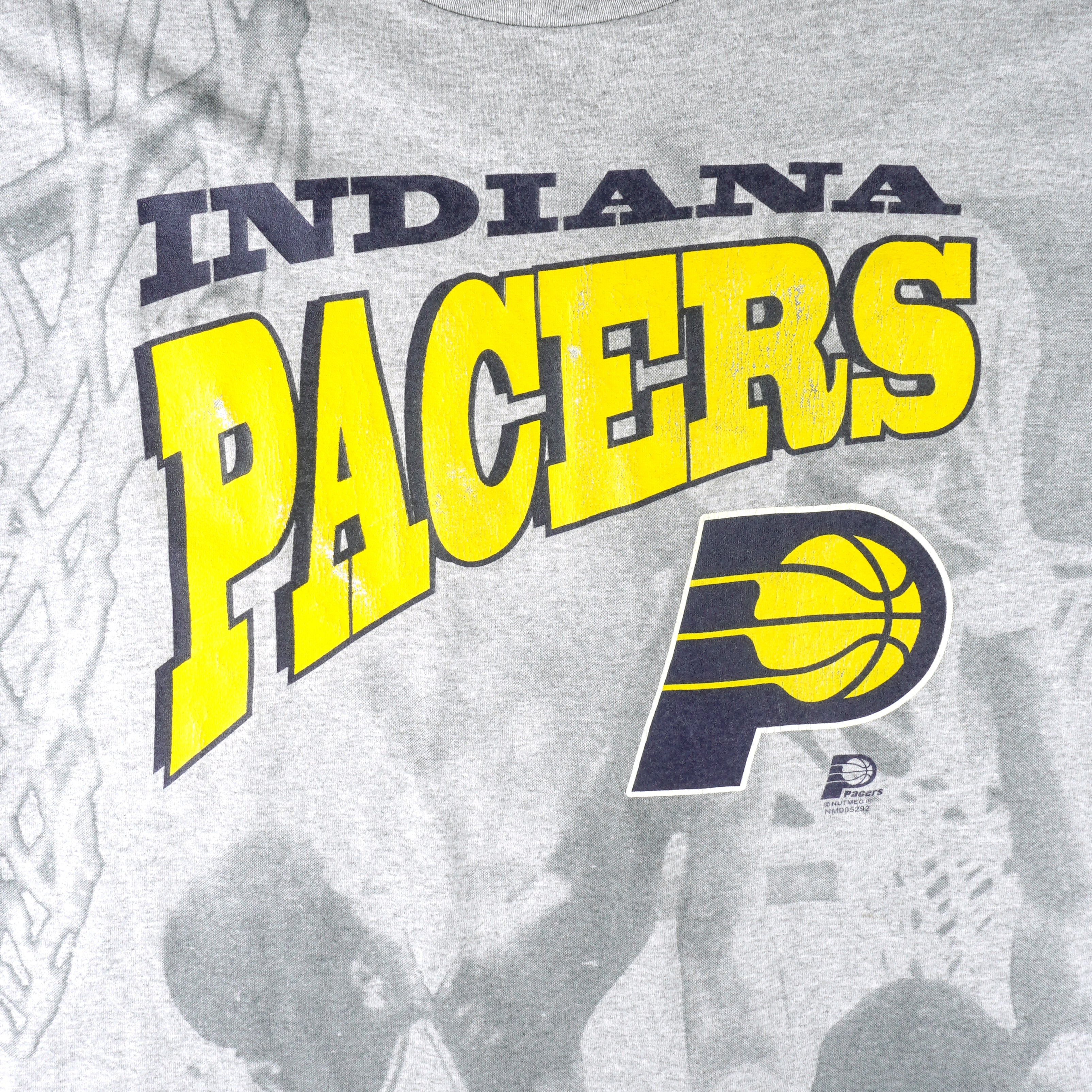 NBA (Lee) - Indiana Pacers All Over Print T-Shirt 1990s X-Large Vintage Retro Basketball