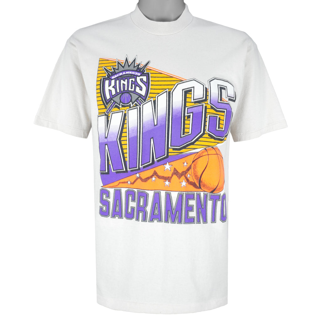 NBA - Sacramento Kings Single Stitch T-Shirt 1990s X-Large Vintage Retro Basketball