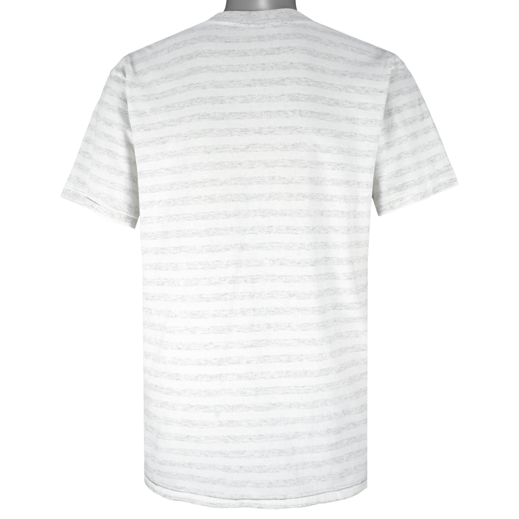 NBA (Trench) - Utah Jazz Spell-Out T-Shirt 1990s Large Vintage Retro Basketball 