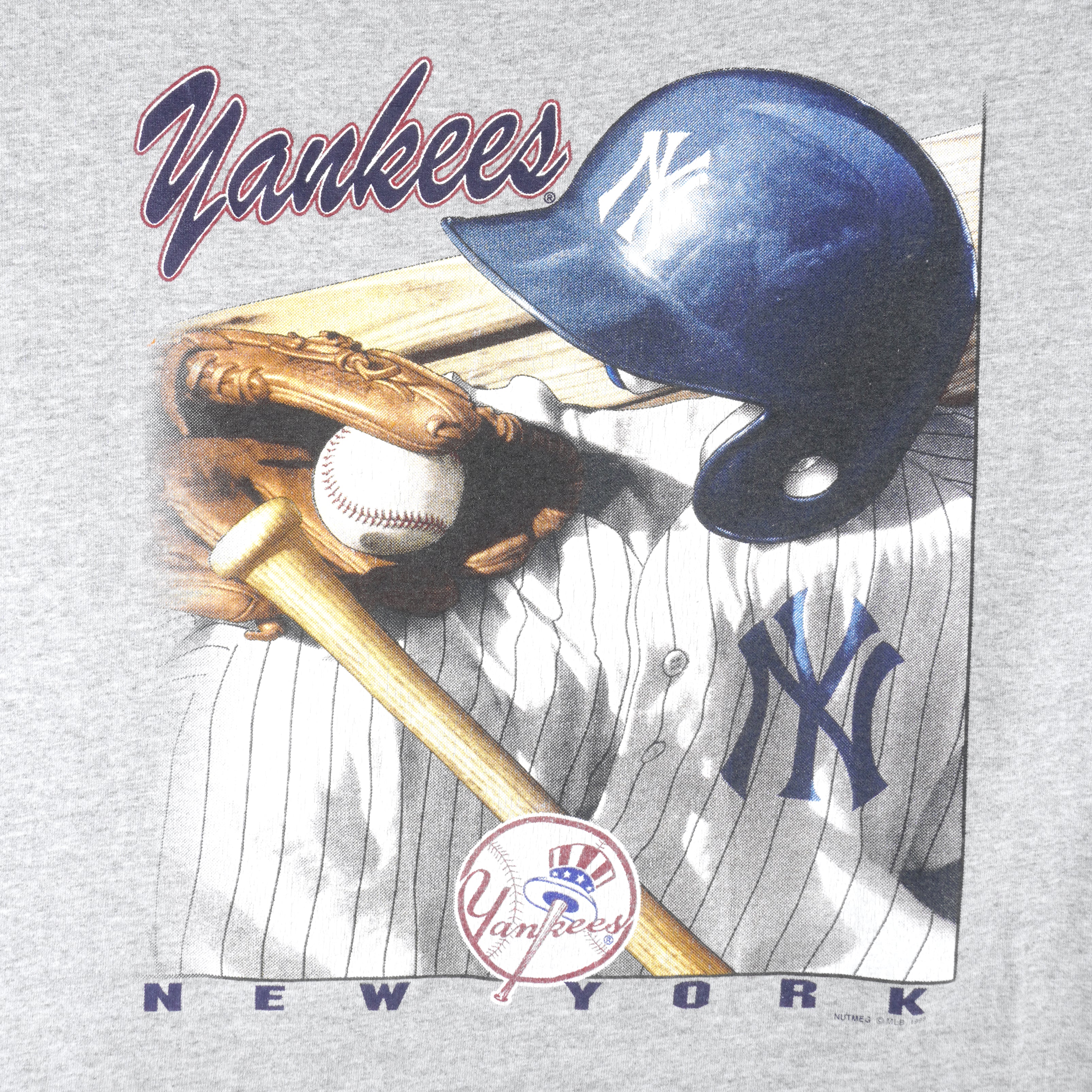 MLB (Lee) - New York Yankees Helmet T-Shirt 1998 Medium